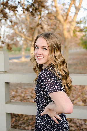 Samantha - Senior Pictures